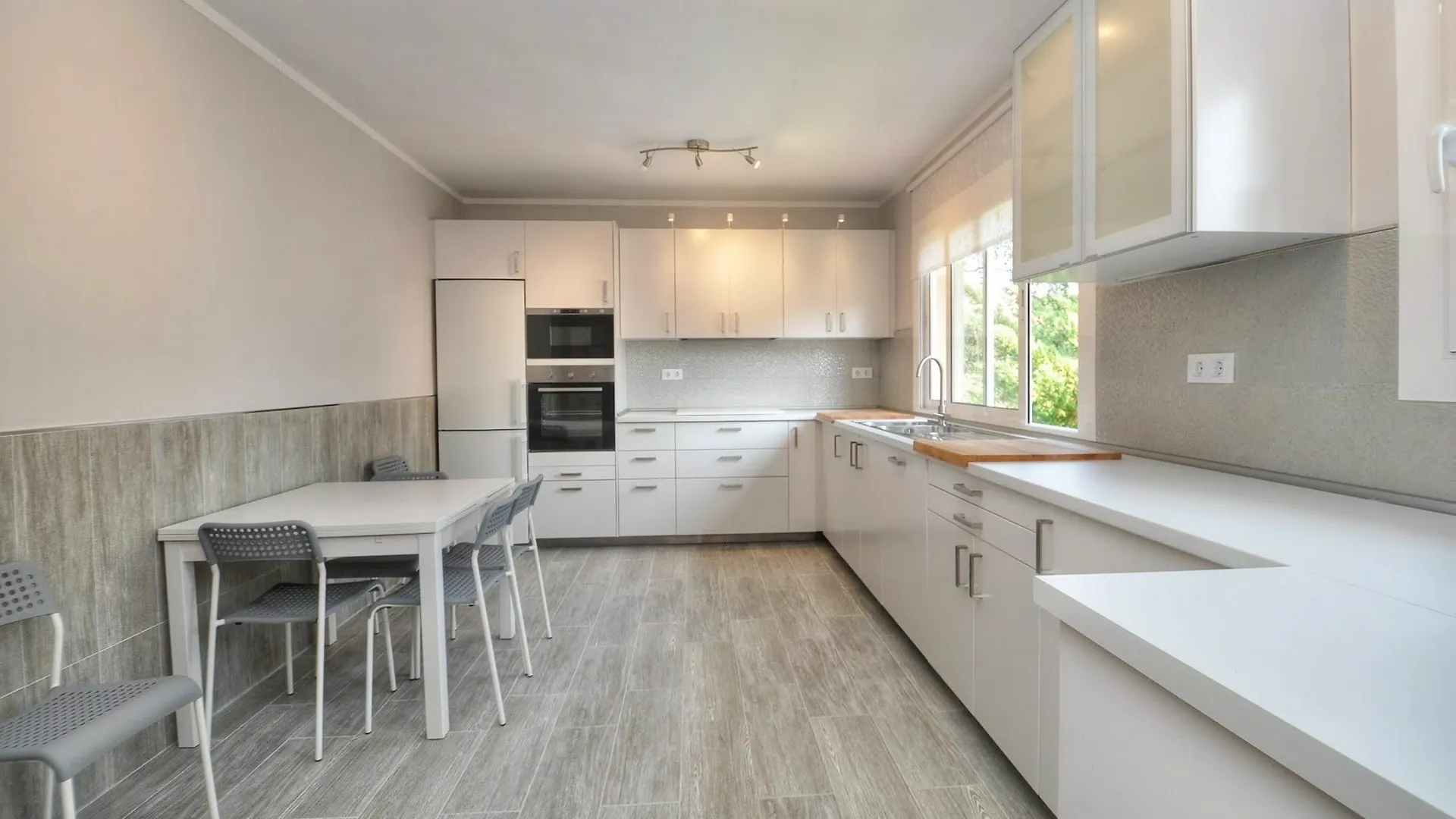 Big Apartment Caprabo Lloret de Mar Spain