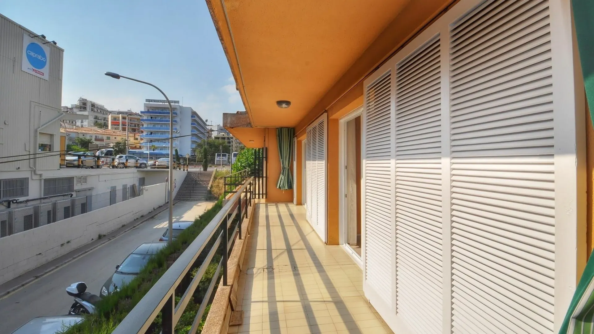 Big Apartment Caprabo Lloret de Mar